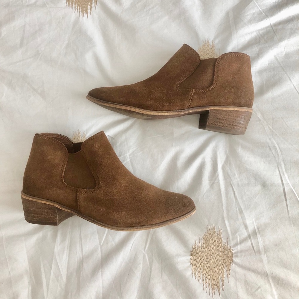 BP. Tripp Booties Size 7.5